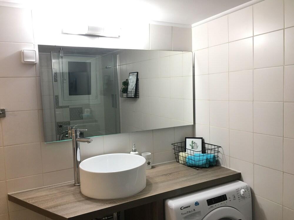 Athina Apartments アテネ エクステリア 写真