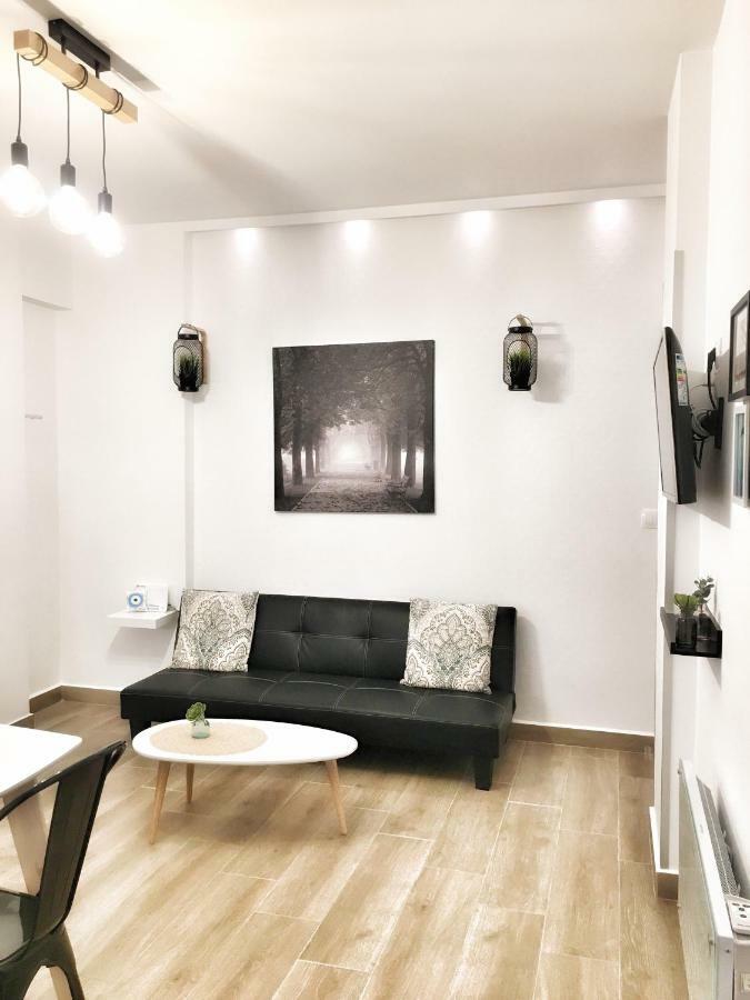 Athina Apartments アテネ エクステリア 写真