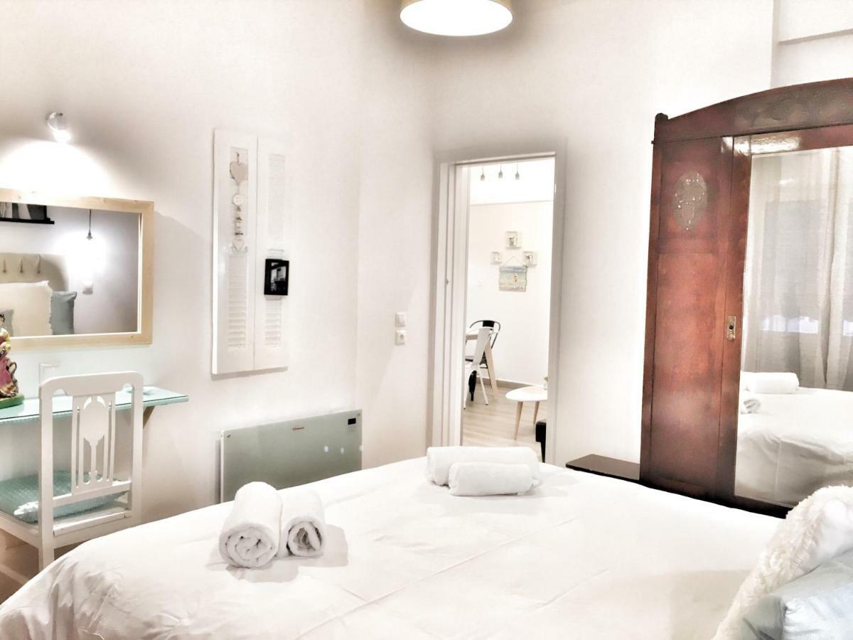 Athina Apartments アテネ エクステリア 写真